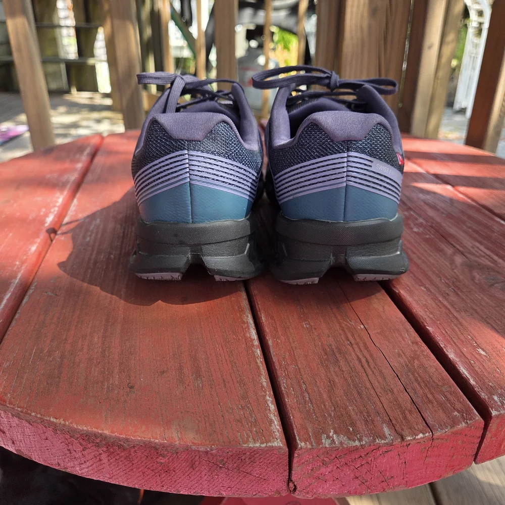 On Running Blue Athletic Shoes - Picture 7 of 8